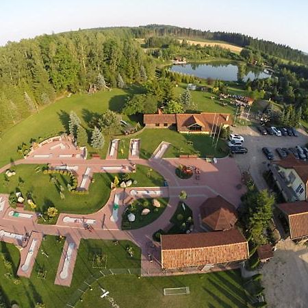 Hotel Majątek Giże Marczak Olecko Zewnętrze zdjęcie