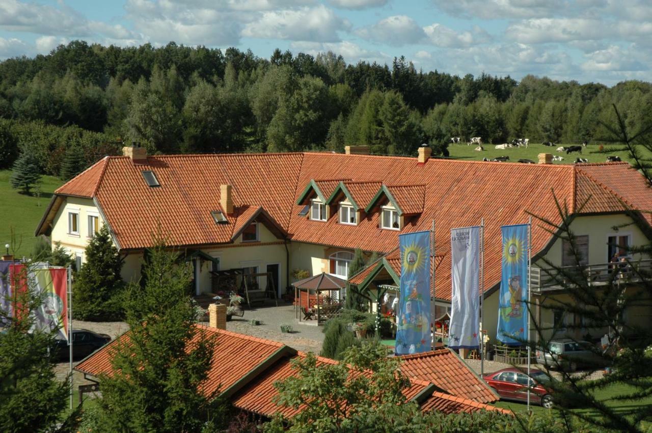 Hotel Majątek Giże Marczak Olecko Zewnętrze zdjęcie