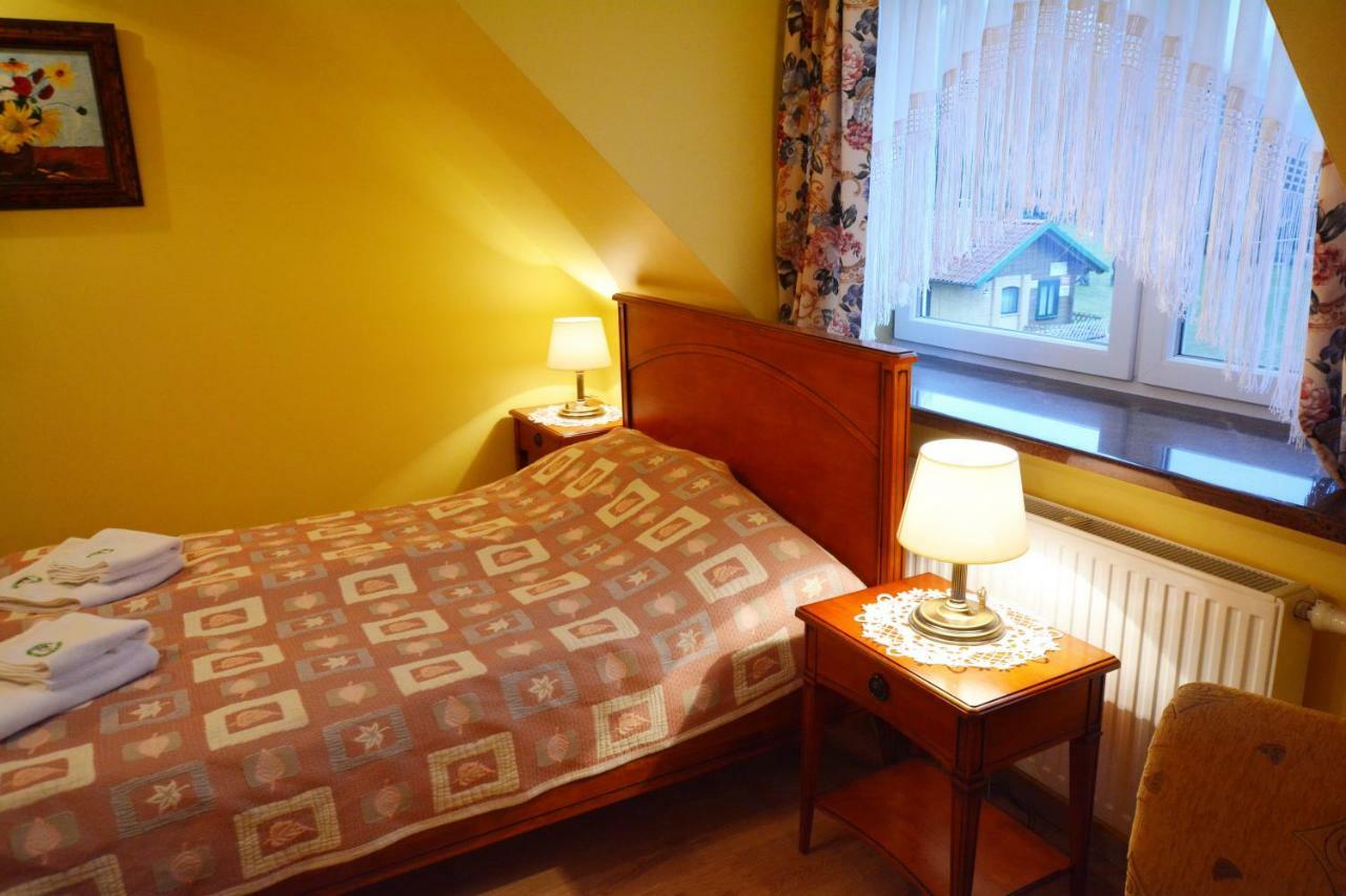 Hotel Majątek Giże Marczak Olecko Zewnętrze zdjęcie