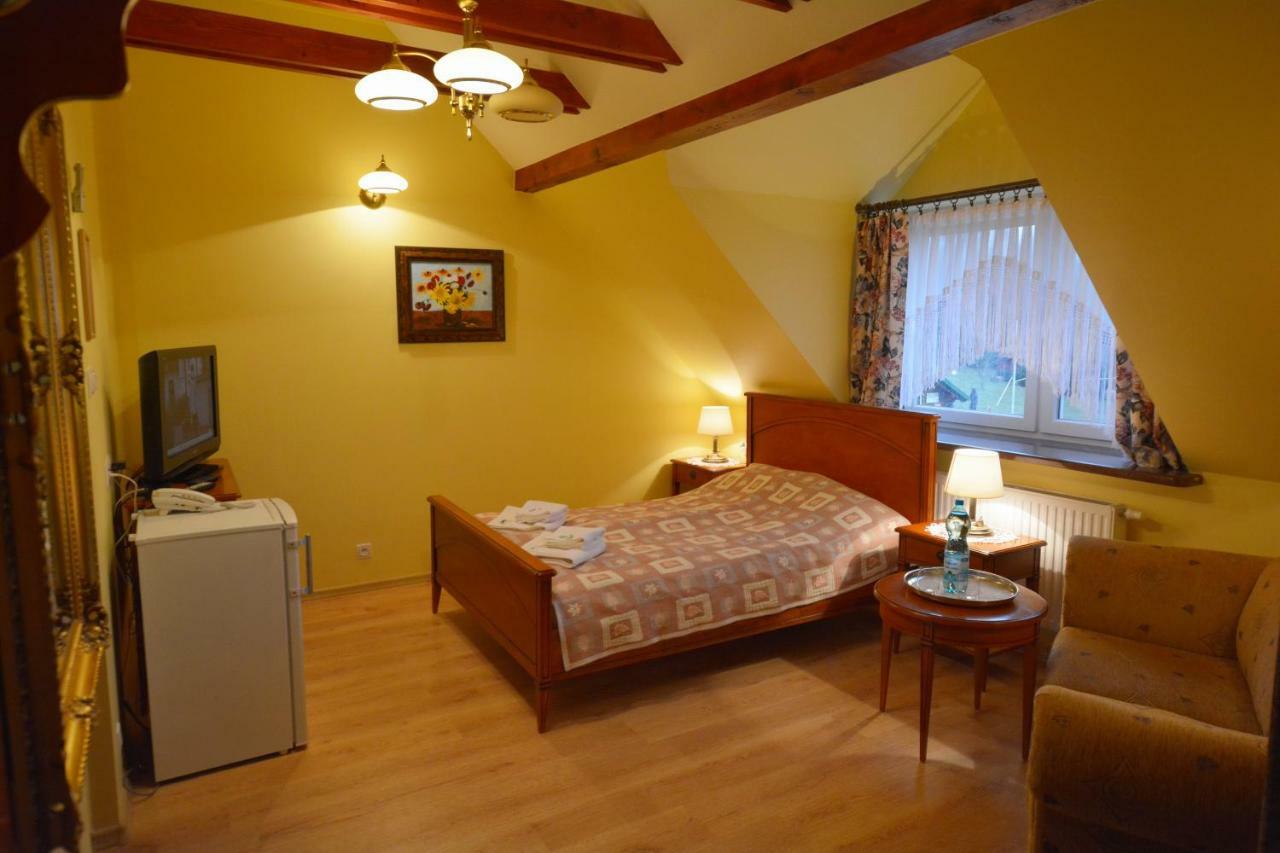 Hotel Majątek Giże Marczak Olecko Zewnętrze zdjęcie